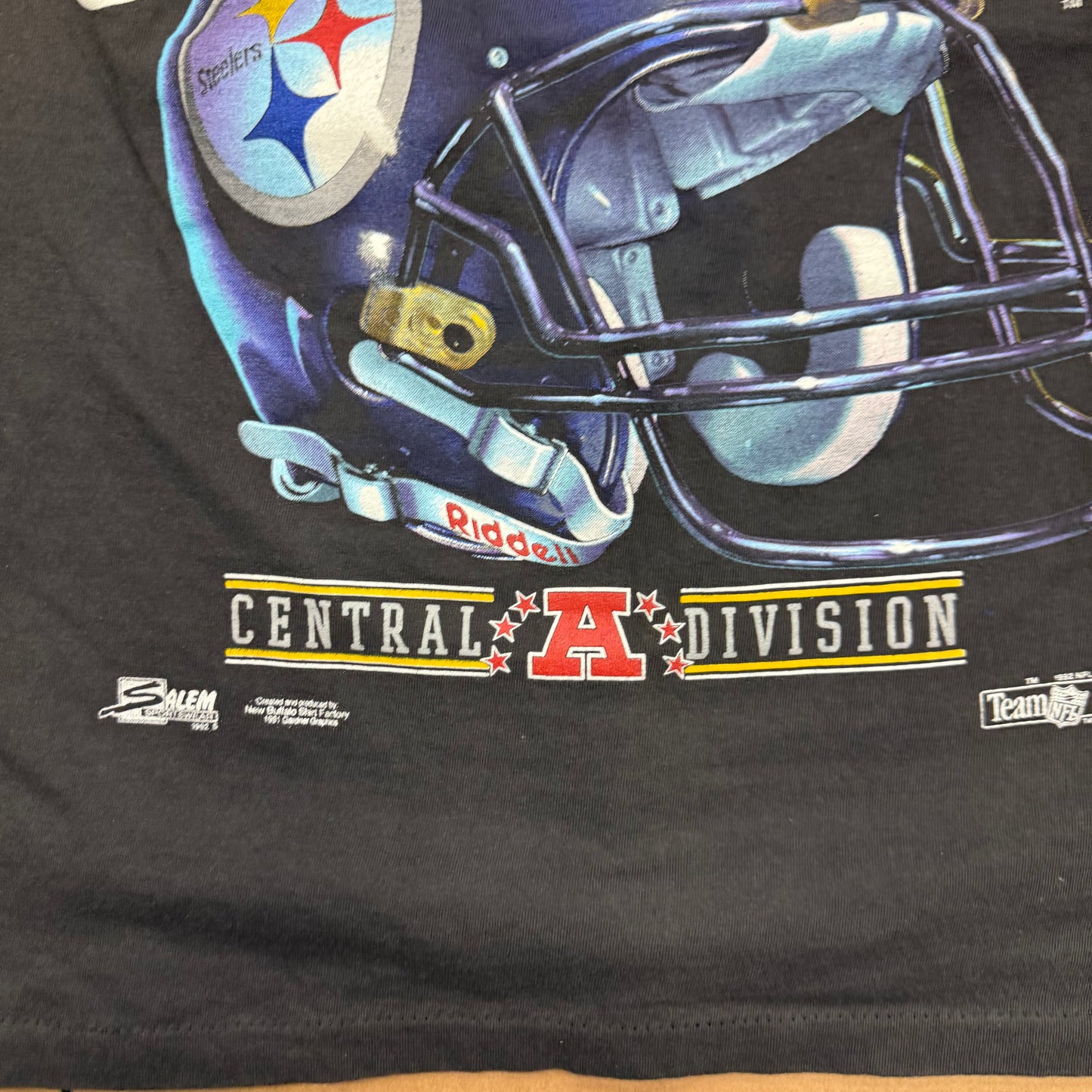 Vintage Pittsburgh Steelers Helmet Head Tshirt